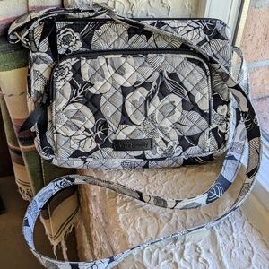 Vera Bradley RFID Little Hipster  Bedford Blooms Crossbody Bag